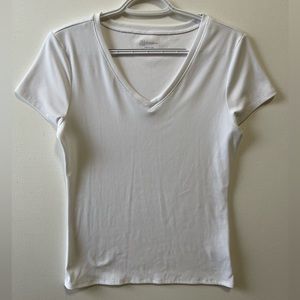 Women’s VNeck, White, Short sleeve,Drifit,ribbed material, NWOT